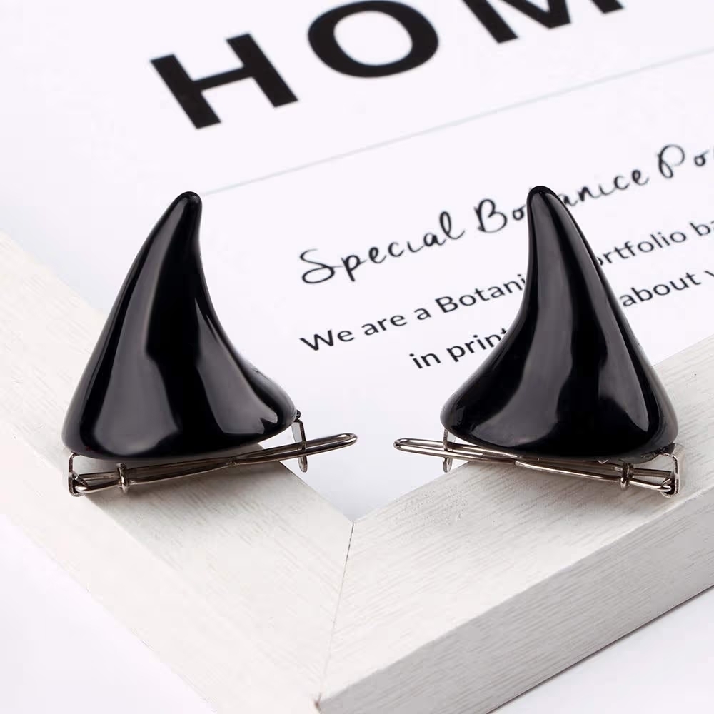 Black Mini Horns Hair Clips